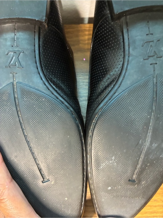 ルイ Louis Vuitton Black Perforated Leather Zip-Front Derbys
